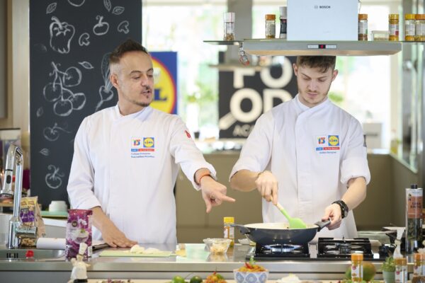 280725-LidlFoodAcademy-Indian12