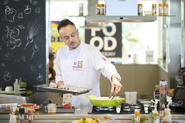 280725-LidlFoodAcademy-Indian16