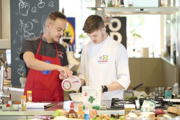 130925-LidlFoodAcademy-Street-food-asia13